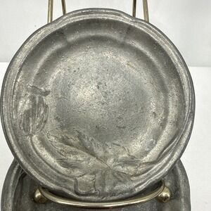 Lot 12- Antique‎ Art Nuevo Kayserzinn pewter Plate 4246 C.1900 Flower Leaf 4.25"